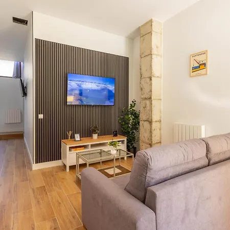 Апартаменты Centro - Jacuzzi - Parking Privado - Wifi - Playas